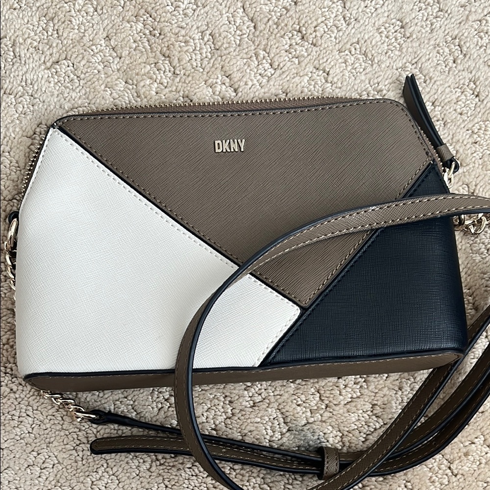 DKNY Women's Tri-Color Crossbody Bag like new used only once